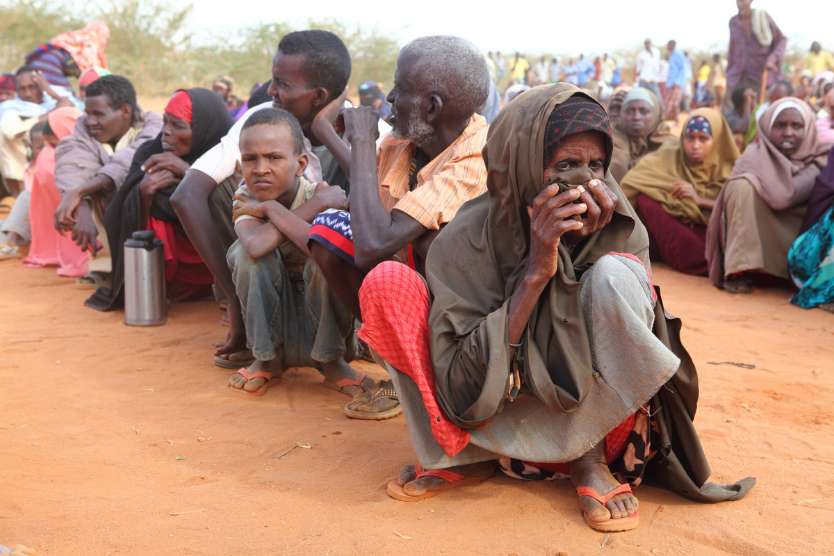 Refugees line up to be registered at the Ifo extension camp near Dadaab, Kenya.